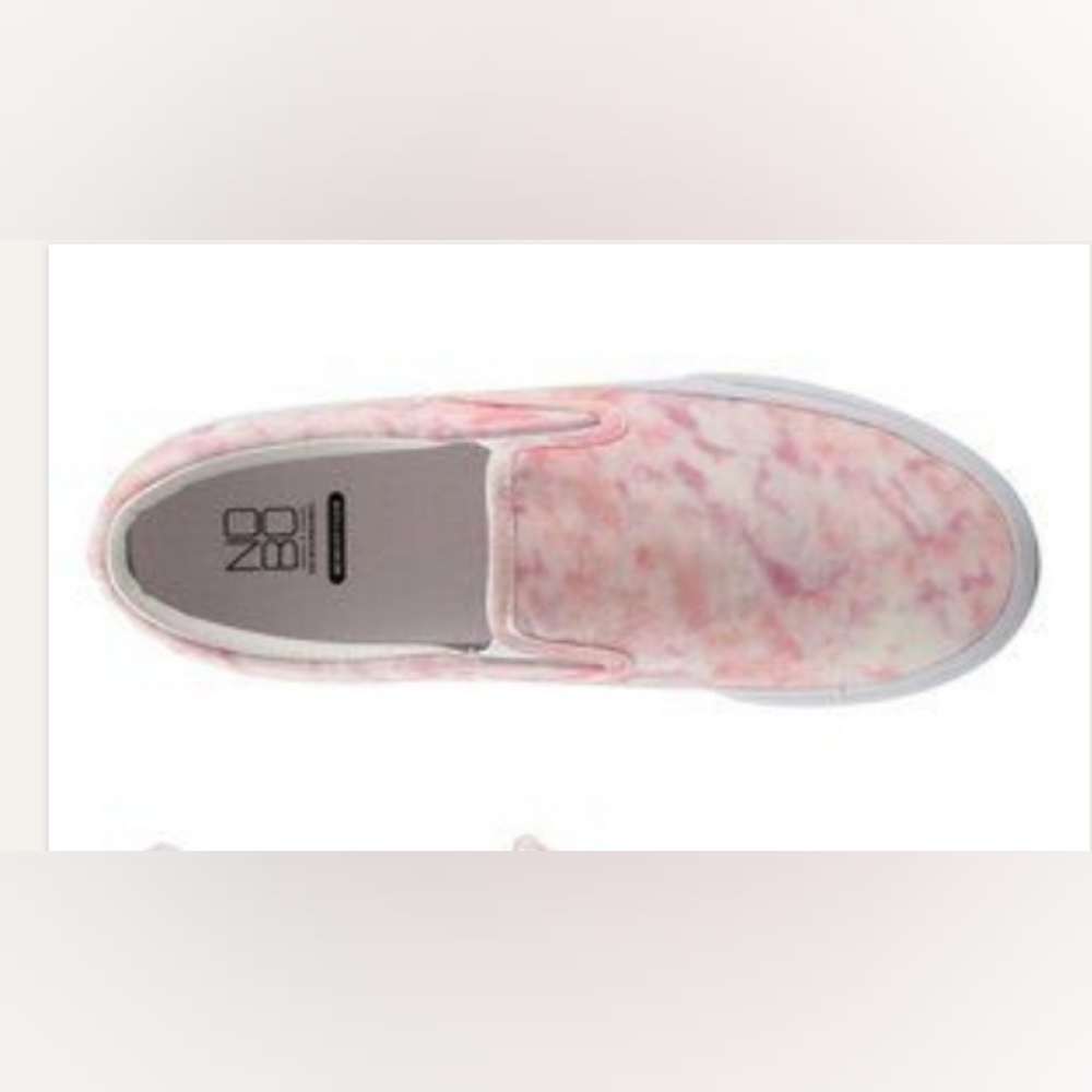 No Boundaries Women's Twin Gore Casual Slip On Shoe 8.5 Pink Tie Dye
